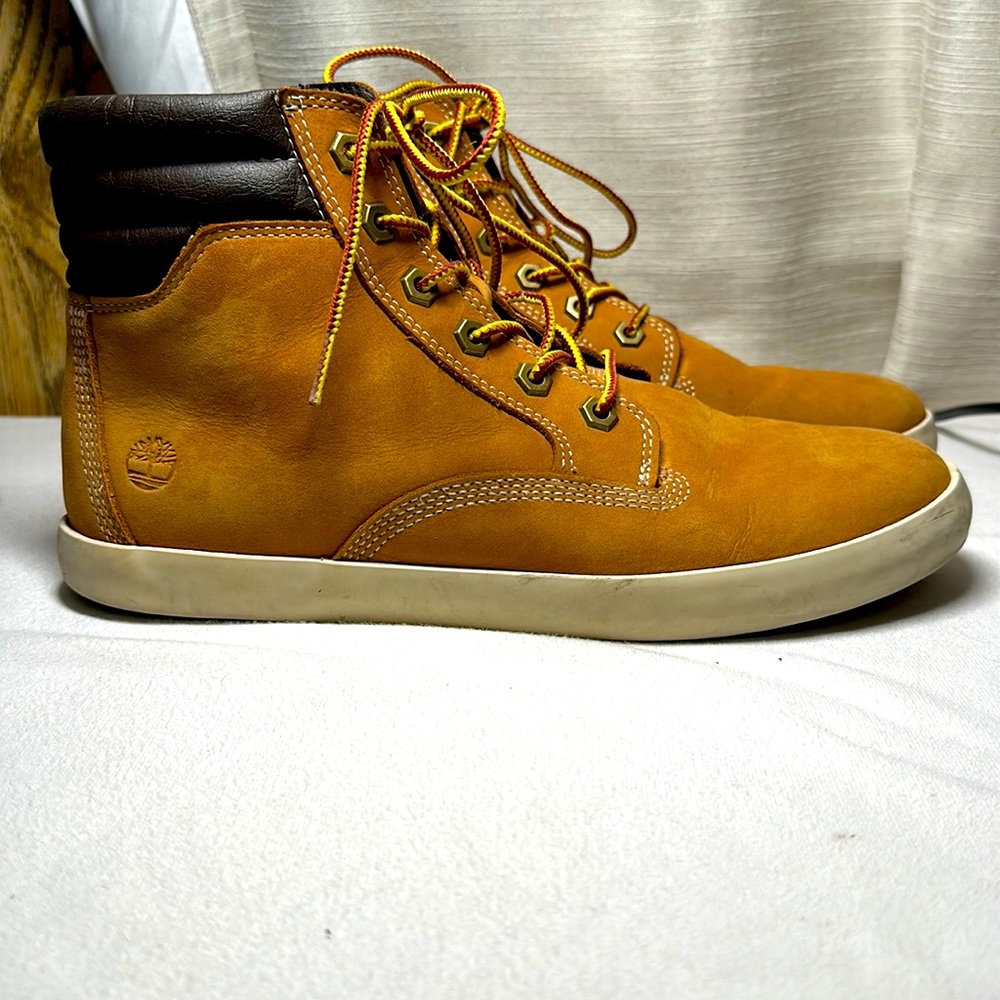 Women’s Timberland ankle boots size 9